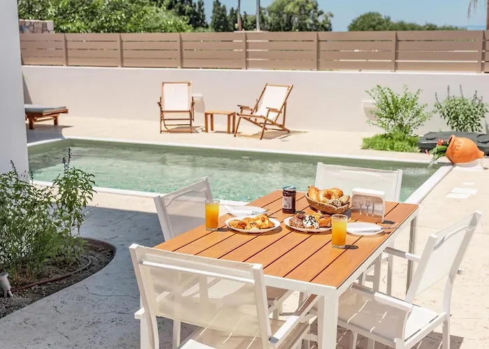 فيلة Gemini Theológos