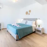 Gemini Villa Theológos