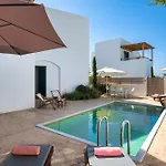 Gemini Villa Theológosz
